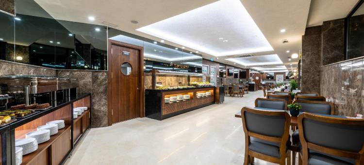 阿普里斯豪华酒店(Aprilis Deluxe Hotel)图片