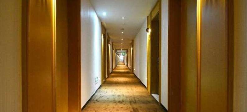 美誉酒店(郑州大学南校区绿城广场地铁站店)图片