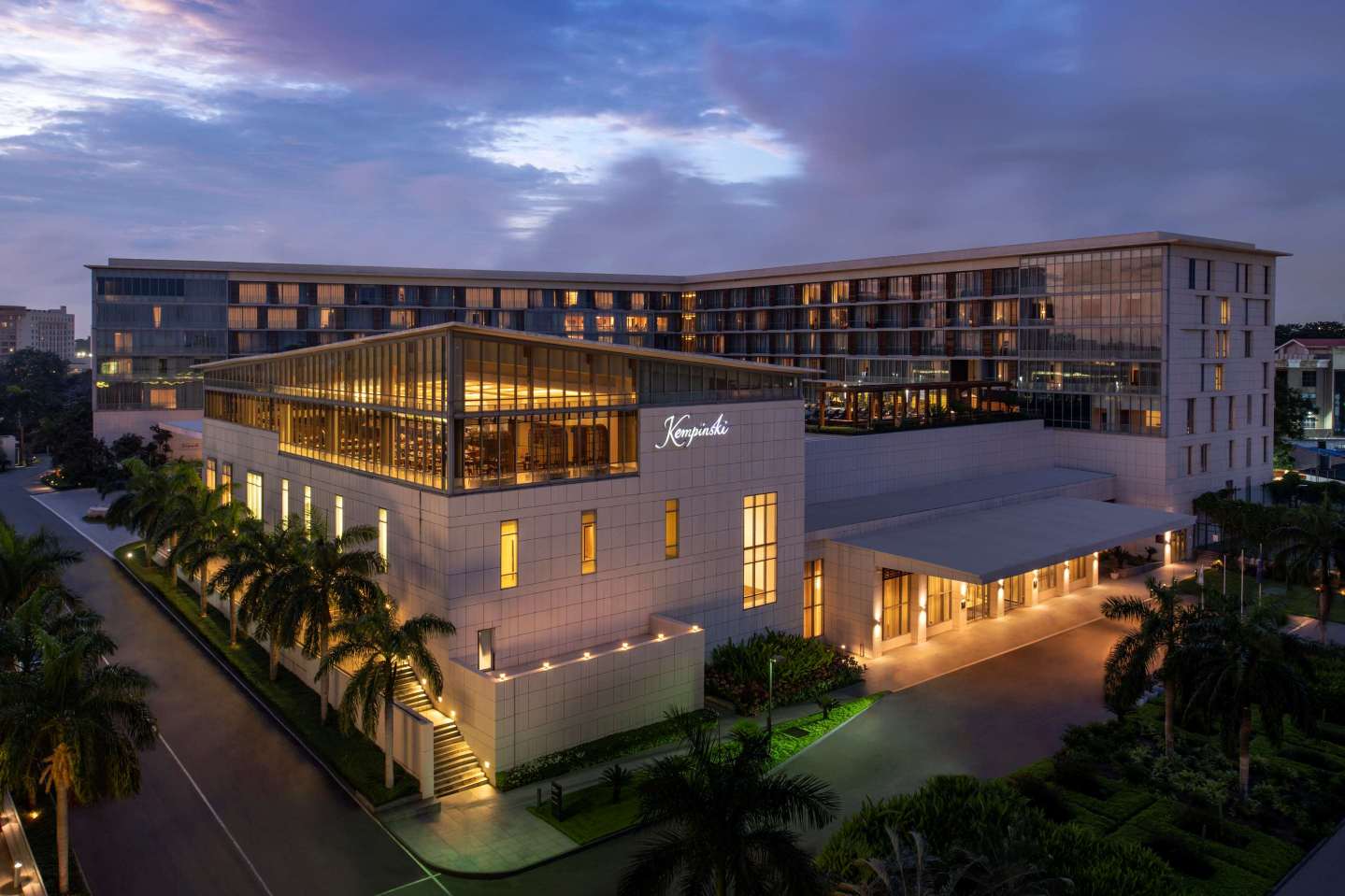 Kempinski Hotel Gold Coast City Accra Over view