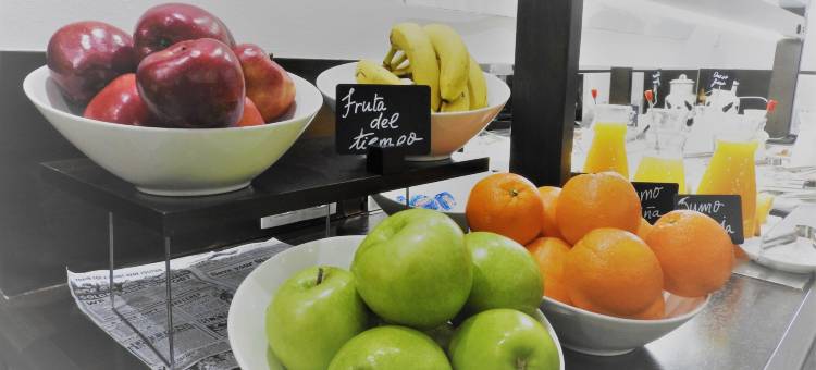 马德里皮纳尔德拉斯罗萨斯民宿酒店(B&B HOTEL Madrid Pinar de Las Rozas)图片