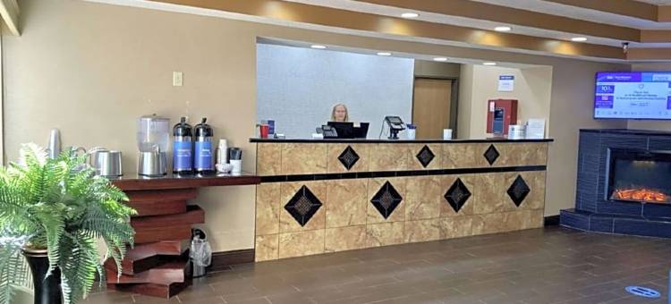 恩波里亚贝斯特韦斯特酒店(Best Western Emporia Inn)图片