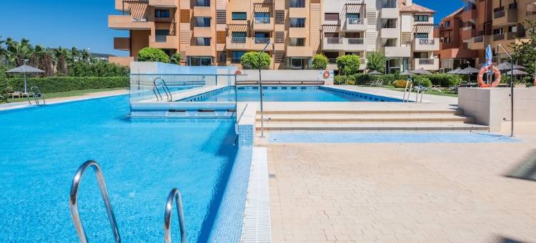 索托格兰德马里纳 2 居华丽地面层酒店(Sotogrande Marina 2Bedroom Luxury Ground)图片