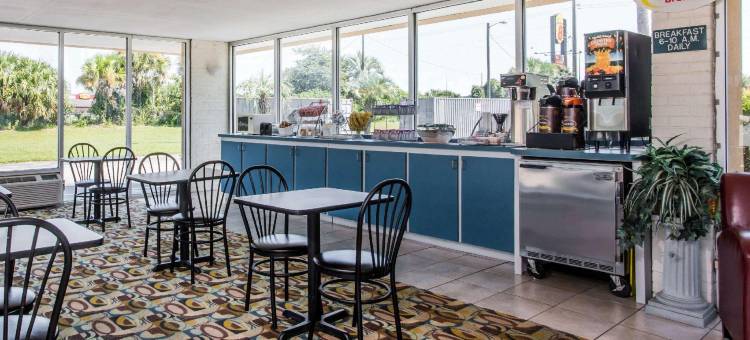 奥卡拉速8酒店(Super 8 by Wyndham Ocala I-75)图片