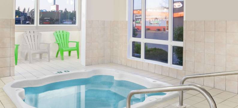 布兰顿速8酒店(Super 8 by Wyndham Brandon MB)图片