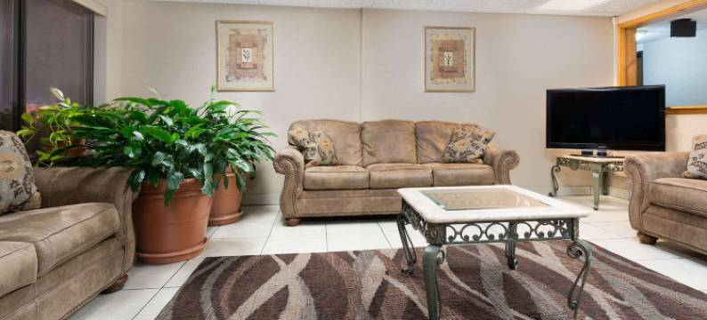 圣可洛德戴斯酒店(Days Inn by Wyndham St Cloud)图片