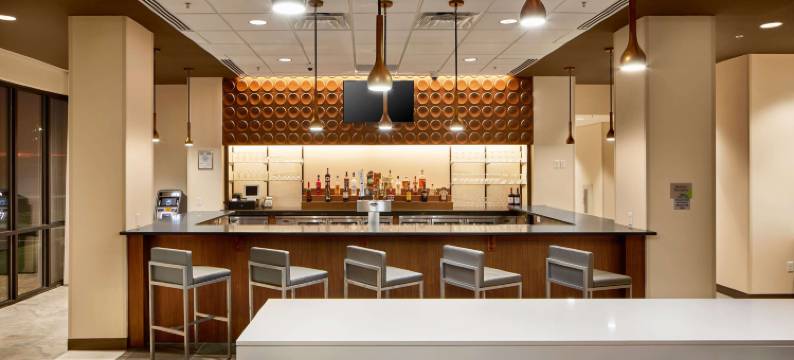 哈里肯蔚景温德姆酒店(Wingate by Wyndham Hurricane WV)图片