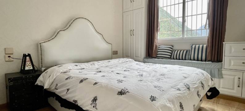 小卓玛kelsang公寓(滨河路分店)图片