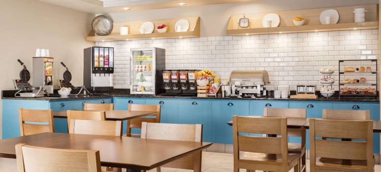 圣克劳德东丽怡酒店(Country Inn & Suites by Radisson, St. Cloud East, MN)图片