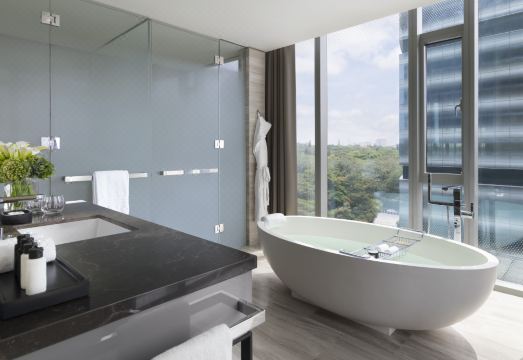 Four Seasons Hotel Bengaluru at Embassy OneHotel Overview