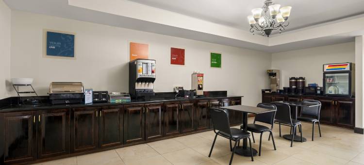 红屋顶华盛顿酒店(Red Roof Inn Washington, NC)图片