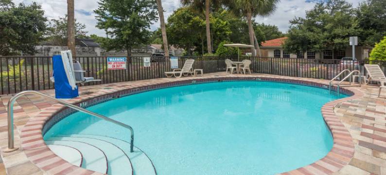 萨拉索塔I-75温德姆戴斯酒店(Days Inn by Wyndham Sarasota I-75)图片