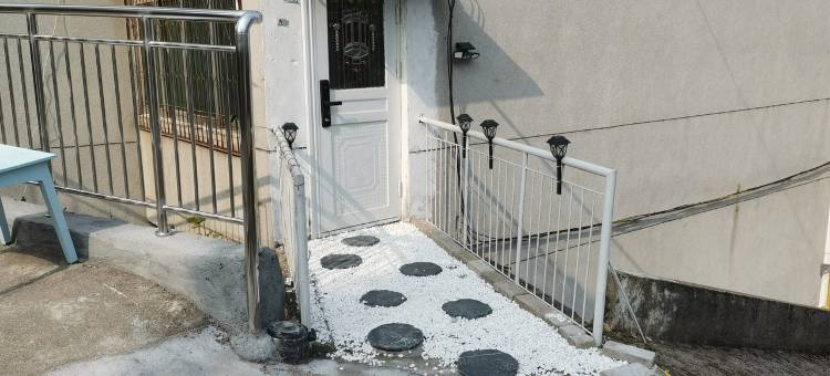 杨佳凝公寓(温泉路分店)图片