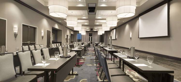 格林维尔市中心瑞尔普雷斯希尔顿希尔顿安泊酒店(Embassy Suites by Hilton Greenville Downtown Riverplace)图片
