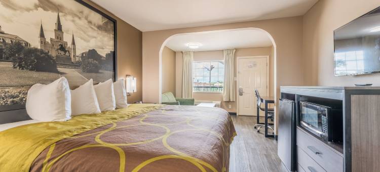 查尔斯湖东北速8酒店(Super 8 by Wyndham Lake Charles Northeast)图片