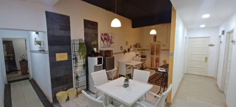 瑟莱小屋中转酒店(The Serai Cottage Transit Hotel)图片