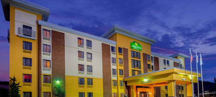 艾尔克维查尔斯顿东北拉昆塔温德姆套房酒店(La Quinta Inn & Suites by Wyndham Elkview - Charleston NE)图片