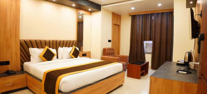 马鲁蒂南丹君悦(The Marutinandan Grand)图片