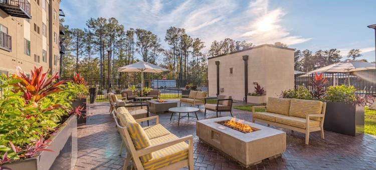 温德姆亨茨维尔长住水步酒店(WaterWalk Extended Stay Huntsville)图片