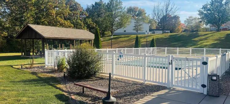 Baymont by Wyndham Chester IL图片