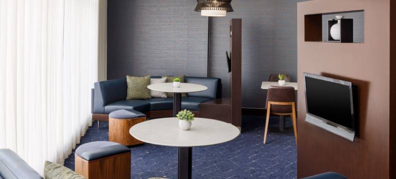 基恩市中心万怡酒店(Courtyard Keene Downtown)图片