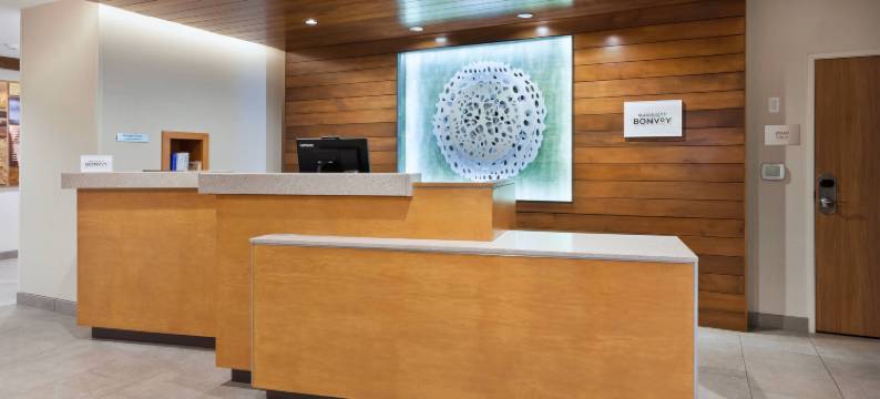 卡拉马祖万豪万枫套房酒店(Fairfield Inn & Suites Kalamazoo)图片