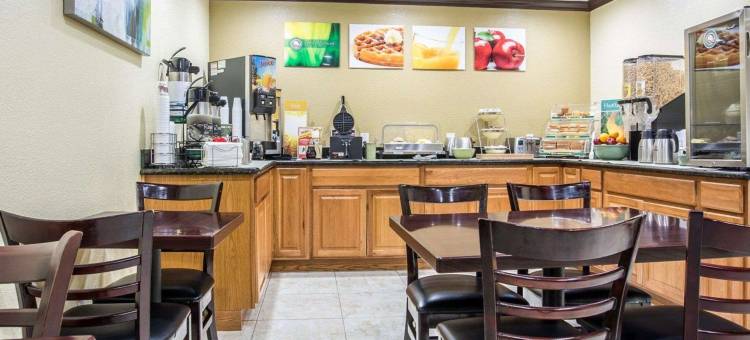圣迭戈5号州际公路海军基地凯艺酒店(Quality Inn San Diego I-5 Naval Base)图片