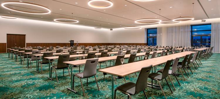 斯图加特会展中心瑞享酒店(Mövenpick Hotel Stuttgart Messe & Congress)图片