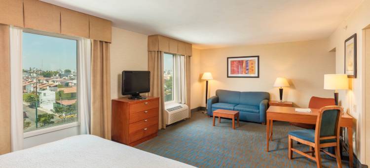 奎雷塔罗希尔顿欢朋酒店(Hampton Inn by Hilton Queretaro Tecnologico)图片