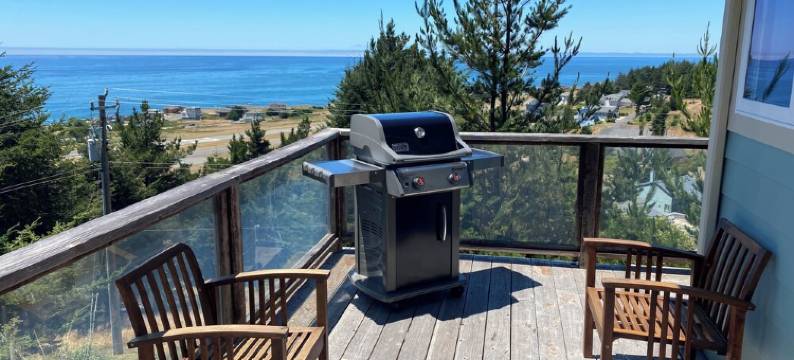 The Beach House with Beautiful Ocean Views!图片