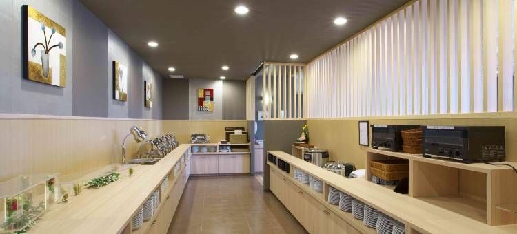 露樱酒店大阪和泉-岸和田和泉交流道口店(Hotel Route Inn Osaka Izumi -Kishiwada Izumi Inter-)图片