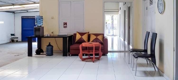RedDoorz Syariah at Griya Soeratin Pacitan图片
