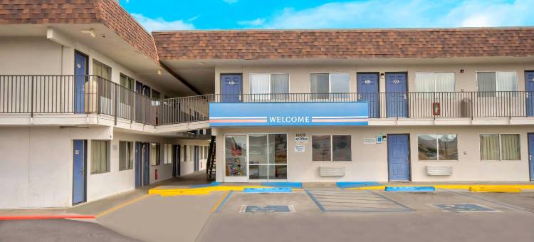法明顿6号汽车旅馆(Motel 6 Farmington, NM)图片