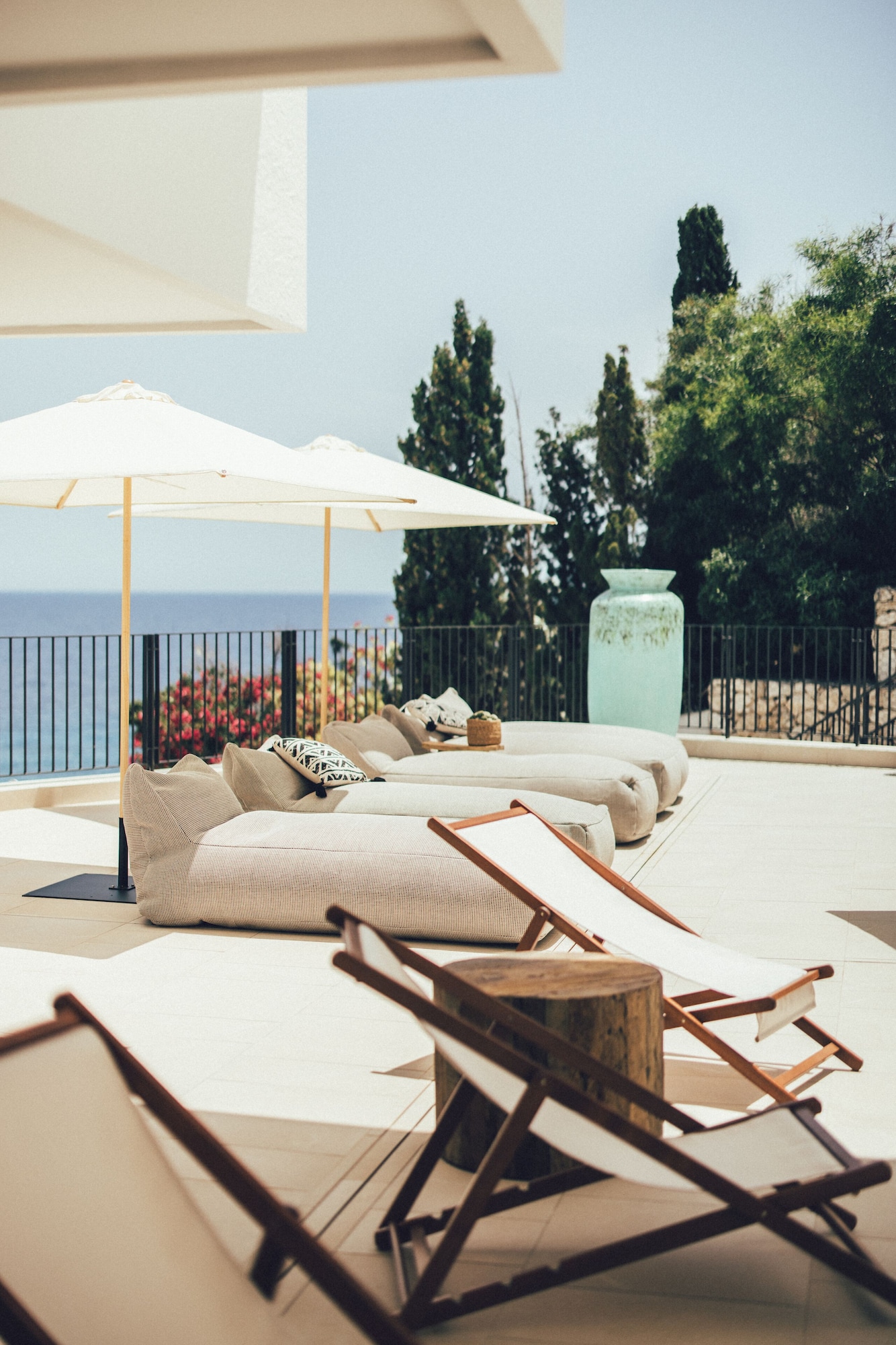 Cala Lanuza SuitesHotel Overview