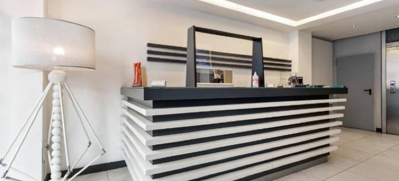 黄金酒店(Golden Hotel)图片