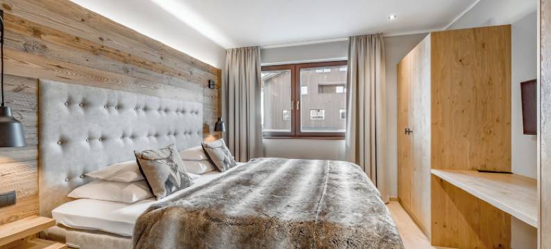 瓦尔斯纯粹度假村(AlpenParks Hotel & Apartment Arlberg Warth Mit Pool)图片