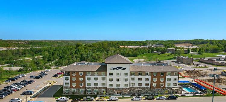 北堪萨斯城假日酒店 - 帕克维尔(Holiday Inn Express Kansas City North – Parkville)图片
