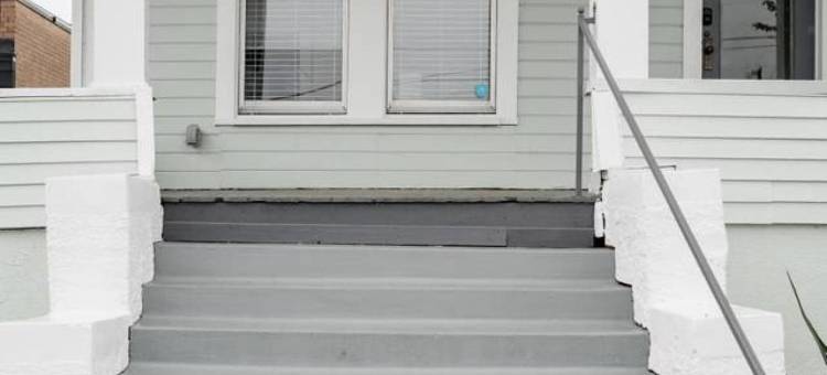 恢复的1930年代上城平房，距离Magnolia Silos 2分钟路程(Restored 1930s Uptown Bungalow 2 Min. to Magnolia)图片