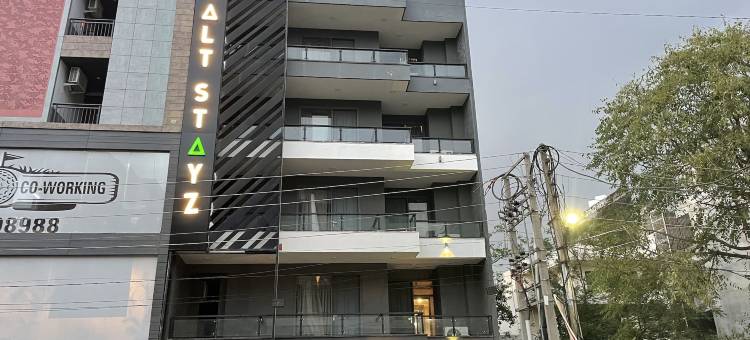 SALTSTAYZ EXPRESS - Golf Course Raod & DLF PHASE-1图片