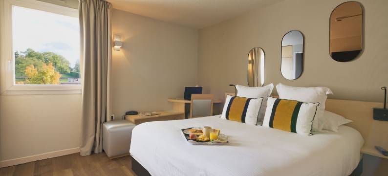 蒙特塞奥雷斯米内斯科尼内酒店(Le Konine - Hotel & Bar & Restaurant)图片