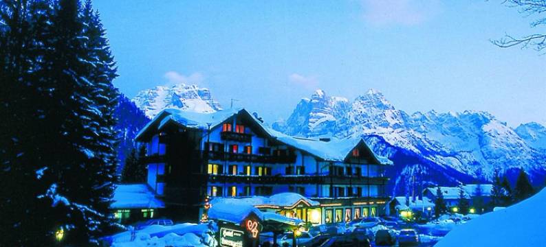 洛伦泽蒂酒店(Hotel Lorenzetti)图片