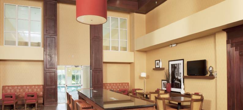 欢朋克利夫兰 - 东南 - 崔特斯柏罗旅馆及套房(Hampton Inn & Suites Cleveland-Southeast/Streetsboro)图片