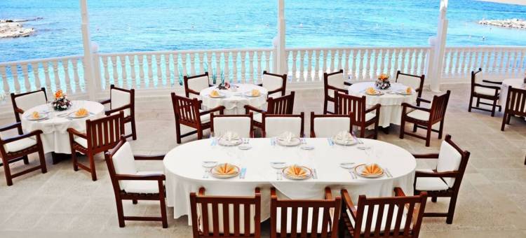 普拉迪姆萨塔乌拉利亚德瑞欧酒店(Grand Hotel Palladium Santa Eulalia del Río)图片