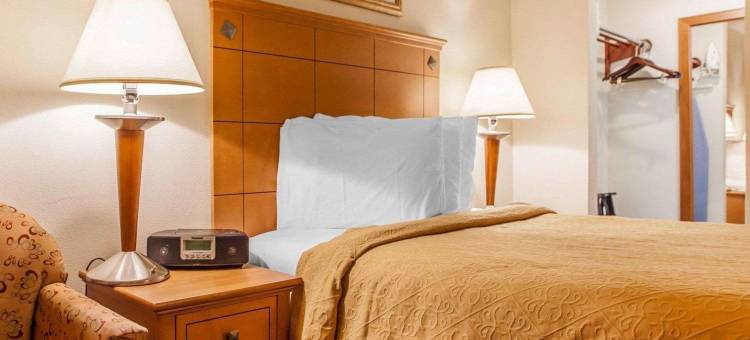 波因特普莱森特海滩罗德威酒店(Rodeway Inn Point Pleasant Beach)图片