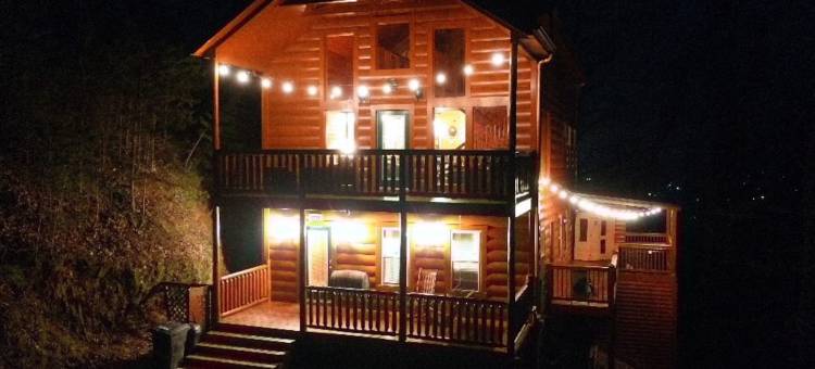 带热水浴缸、桑拿和台球桌的美丽小屋(Kuntree Cabin by Beyond Expectations W Hot Tub)图片