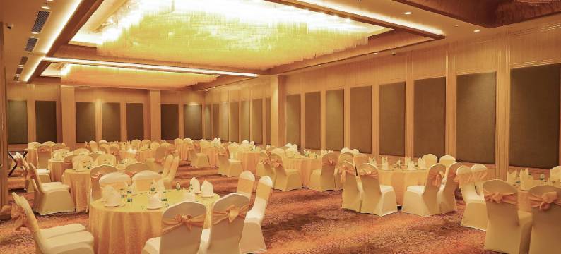 温德姆华美达安可酒店昌迪加尔Zirakpur(Ramada Encore by Wyndham Chandigarh Zirakpur)图片