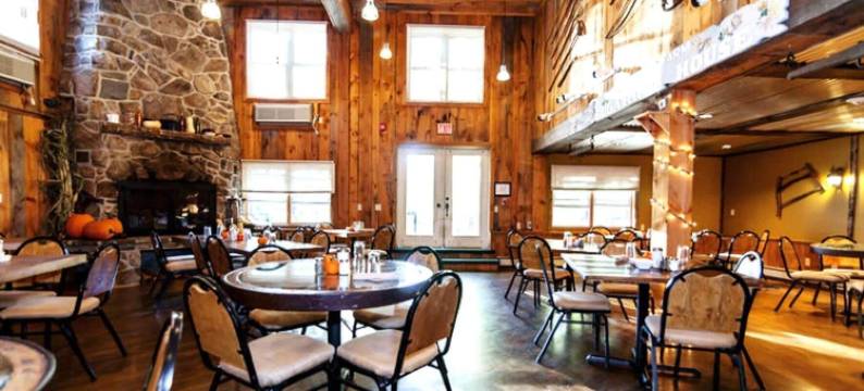 梅里尔农场度假村(Merrill Farm Inn)图片