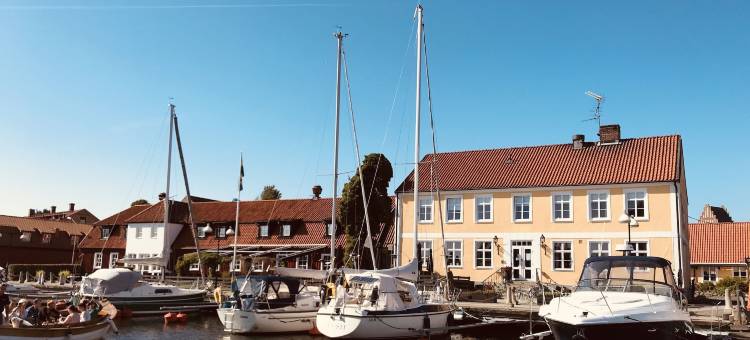 奥胡斯卡斯特惹瓦卡德酒店(Åhus Gästgivaregård)图片