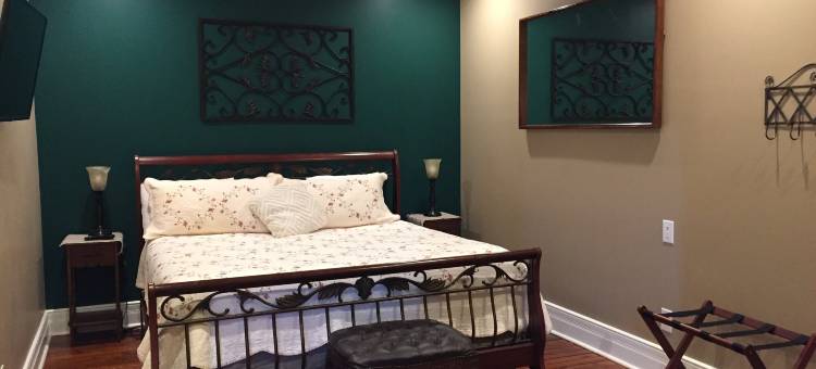 卡恩历史酒店(Historic Kahn Hotel)图片