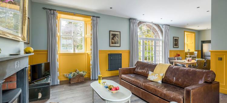 梅卢尔亚姆斯酒店及餐厅(Meikleour Arms Hotel & Restaurant)图片