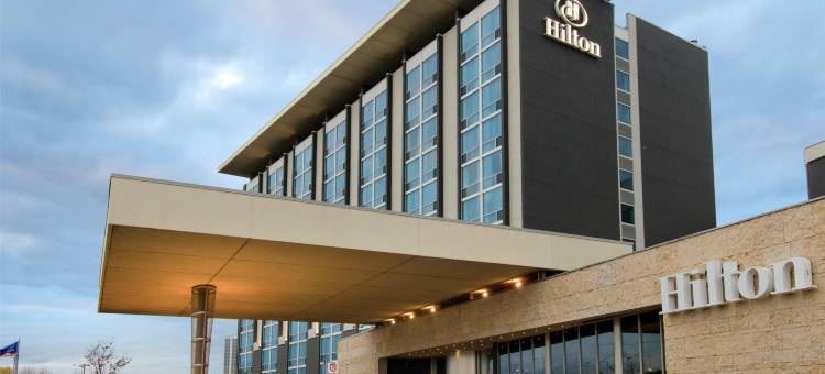 多伦多机场希尔顿套房酒店(Hilton Toronto Airport Hotel & Suites)图片